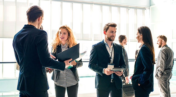 Collaboration_Business_0226_SM_580_320.jpg (Original)