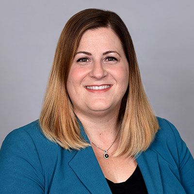 Carina-Dolan_8-2019_400x400.jpg (Original)