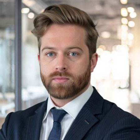 Chandler-Larson_headshot_450x450.jpg (Original)