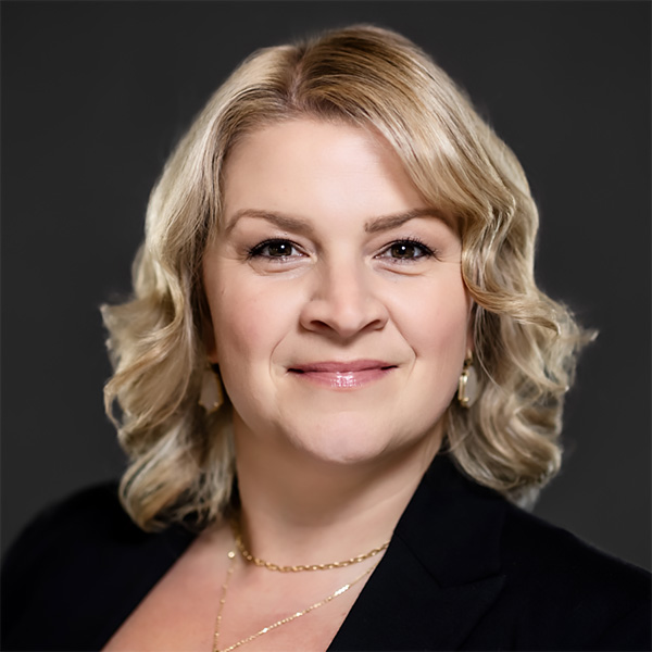 Amanda-Akers-headshot.jpg (Original)